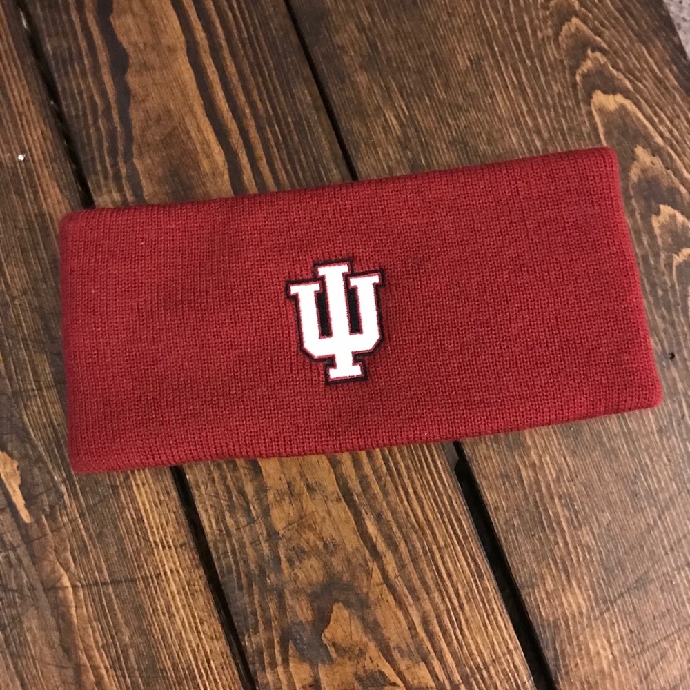 IU winter headband